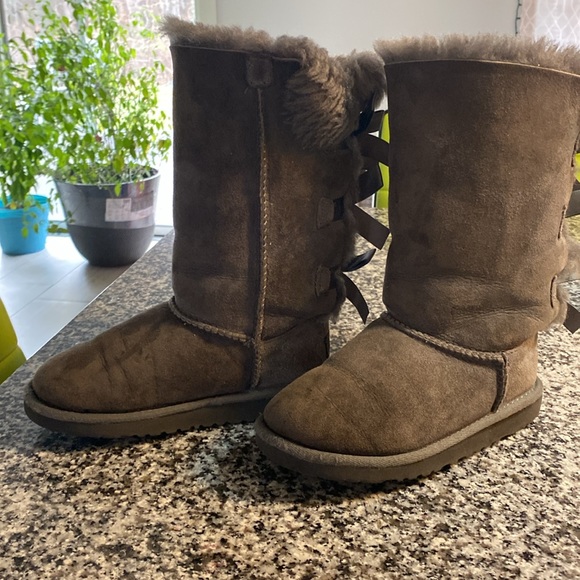 Ugg boots for girls size 13 - Picture 6 of 7